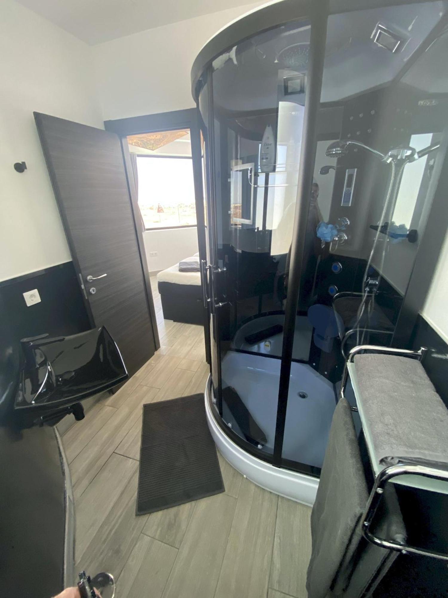 Villa Poseidon Corralejo With Private Heated Pool, Sauna And Stunning Volcano Views By Amazzzing Travel Εξωτερικό φωτογραφία