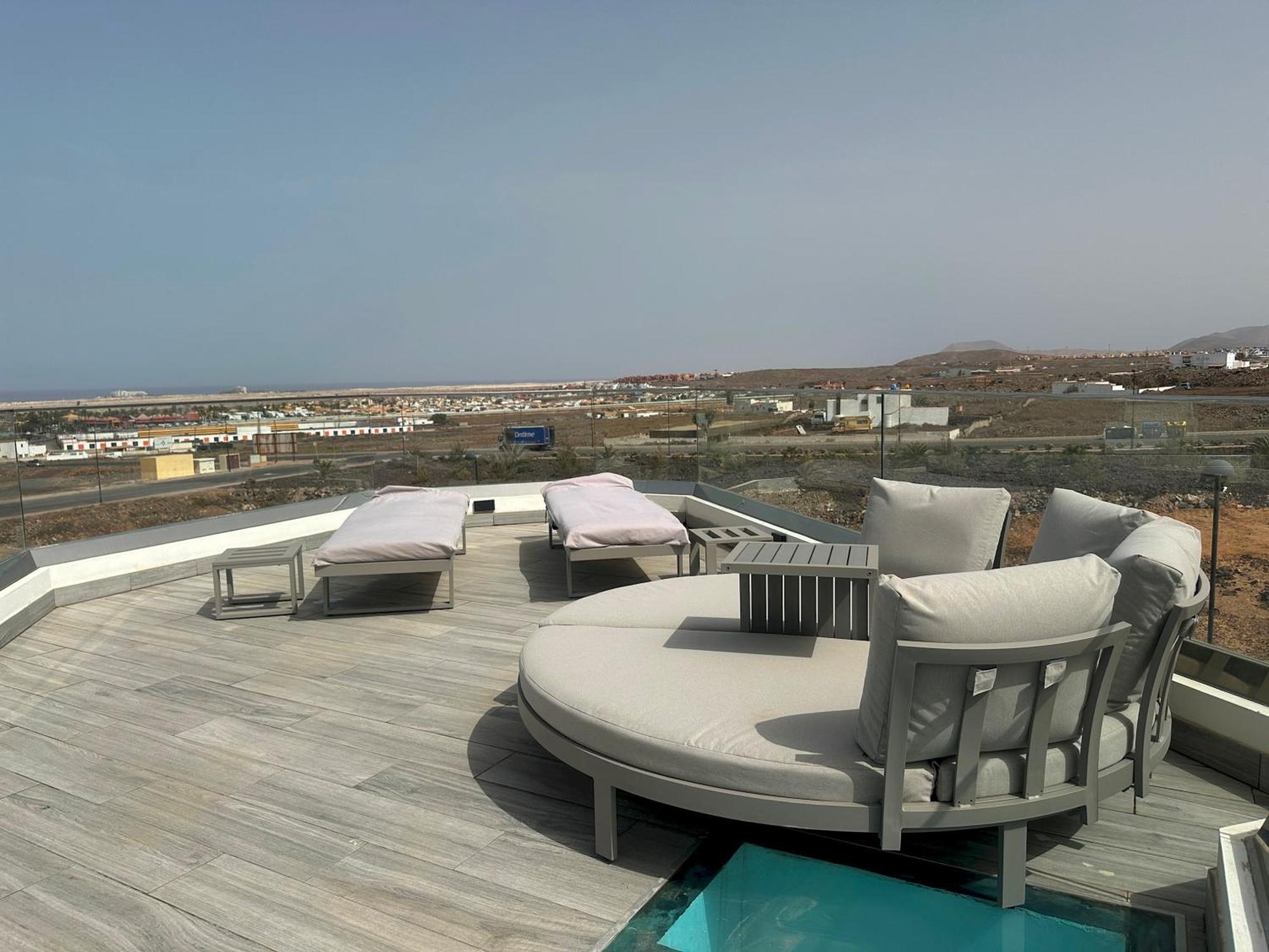 Villa Poseidon Corralejo With Private Heated Pool, Sauna And Stunning Volcano Views By Amazzzing Travel Εξωτερικό φωτογραφία