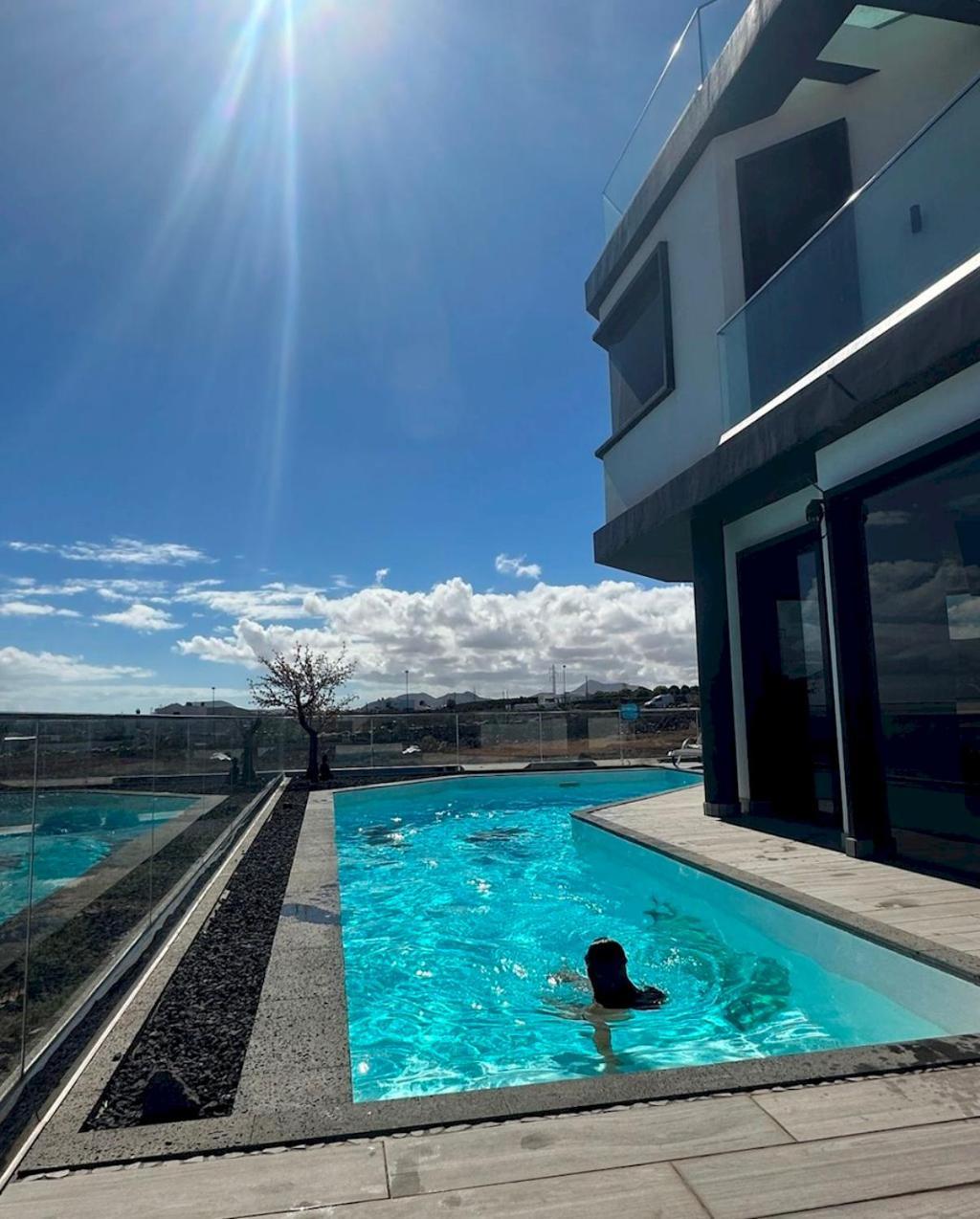 Villa Poseidon Corralejo With Private Heated Pool, Sauna And Stunning Volcano Views By Amazzzing Travel Εξωτερικό φωτογραφία